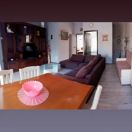 Apartment Mary Etna *