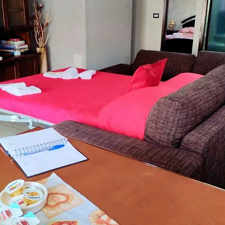Mary Etna Apartment